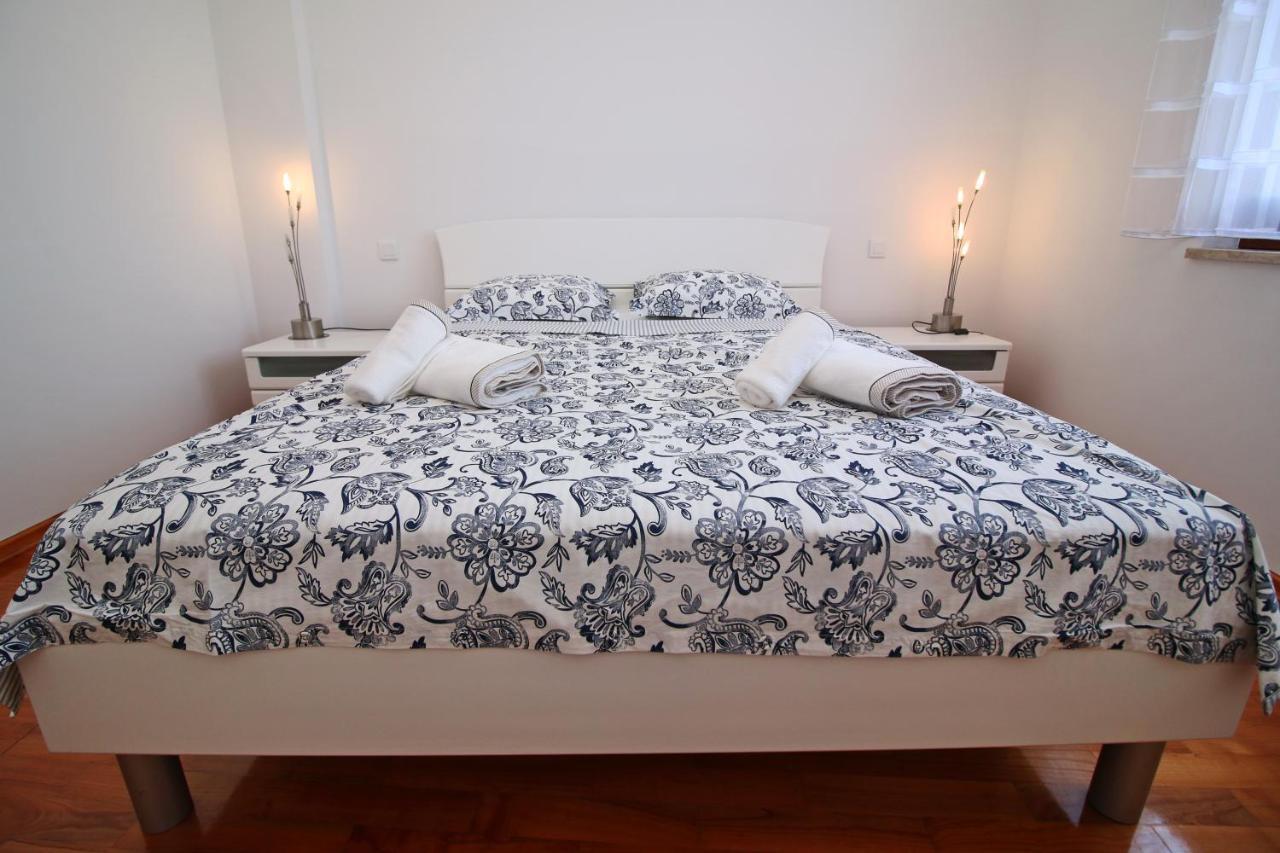 Polo Apartments Ρόβινι Εξωτερικό φωτογραφία